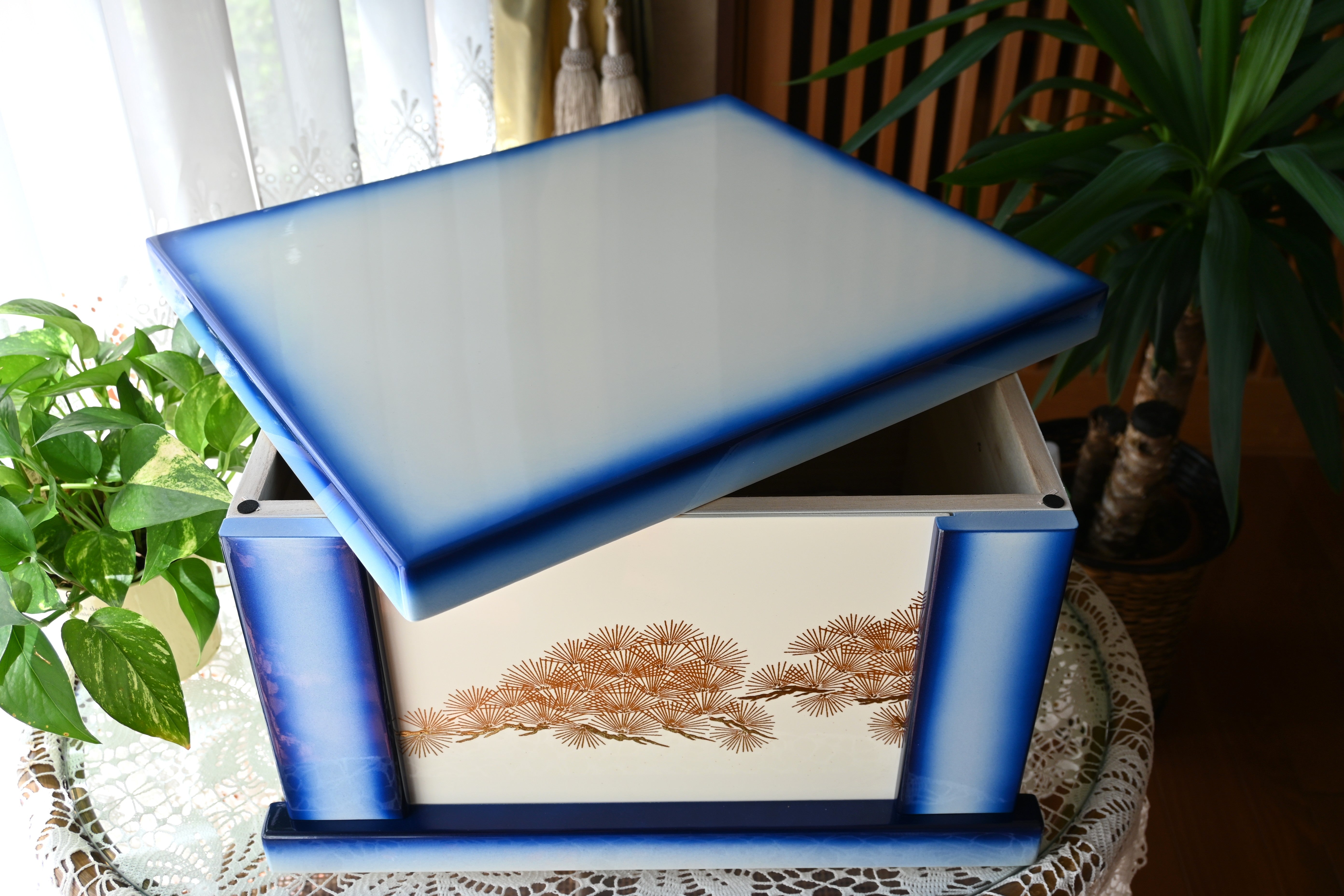 碧臣 -あおおみ-